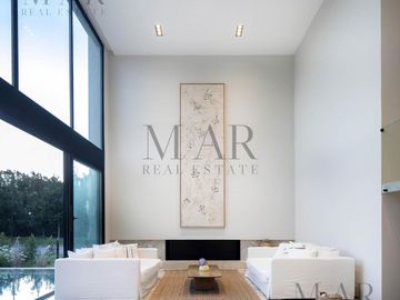 Casa en Venta, 5 suites, salida al río. El Yacht. Nordelta