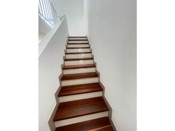 *SE VENDE CASA EN EL CASTILLO JAMUNDI CR 8968949