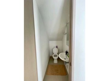 *SE VENDE CASA EN EL CASTILLO JAMUNDI CR 8968949