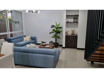 *SE VENDE CASA EN EL CASTILLO JAMUNDI CR 8968959