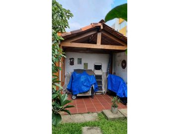 *SE VENDE CASA EN EL CASTILLO JAMUNDI CR 8968959