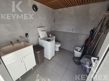 Casa en  Venta 3 dormitorios con jardín