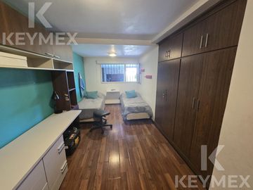 Casa en  Venta 3 dormitorios con jardín