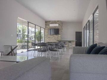 CASA EN VENTA EN CUMBRES ELITE PREMIER SECTOR ALPES