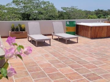 Departamento exclusivo en Planta Alta con Roof Garden Privado – Bahía de Banderas / Puerto Vallarta