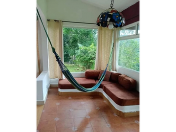 CASA CAMPESTRE / CERRO AZUL / 1400M2 / AMOBLADO / 3 HAB