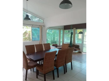 CASA CAMPESTRE / CERRO AZUL / 1400M2 / AMOBLADO / 3 HAB