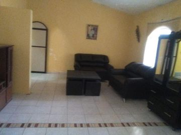 Quinta $320 mto2 (terreno y Construccion)
