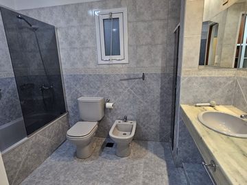 Neuquen. Venta Casa 2 dormitorios (suite) en una sola planta. Barrio Rincon Club de Campo