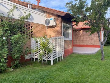 Neuquen. Venta Casa 2 dormitorios (suite) en una sola planta. Barrio Rincon Club de Campo