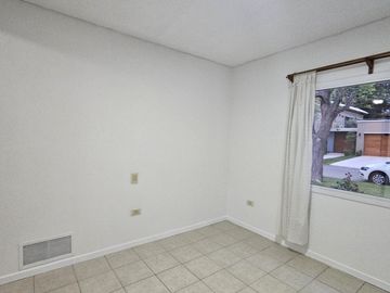 Neuquen. Venta Casa 2 dormitorios (suite) en una sola planta. Barrio Rincon Club de Campo
