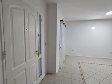 Neuquen. Venta Casa 2 dormitorios (suite) en una sola planta. Barrio Rincon Club de Campo