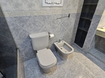 Neuquen. Venta Casa 2 dormitorios (suite) en una sola planta. Barrio Rincon Club de Campo