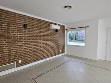 Neuquen. Venta Casa 2 dormitorios (suite) en una sola planta. Barrio Rincon Club de Campo