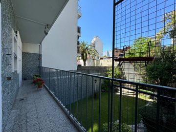 Venta 6 ambientes/Piso/2 cocheras/Impec/Reformado