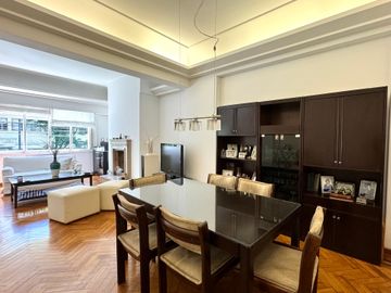 Venta 6 ambientes/Piso/2 cocheras/Impec/Reformado