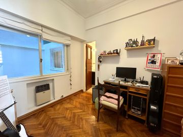 Venta 6 ambientes/Piso/2 cocheras/Impec/Reformado