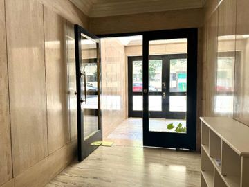 Venta 6 ambientes/Piso/2 cocheras/Impec/Reformado