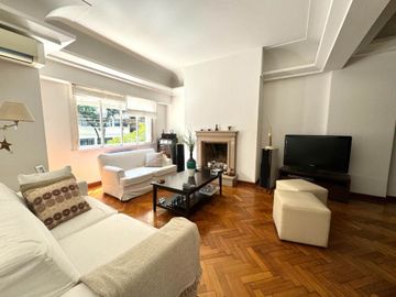 Venta 6 ambientes/Piso/2 cocheras/Impec/Reformado