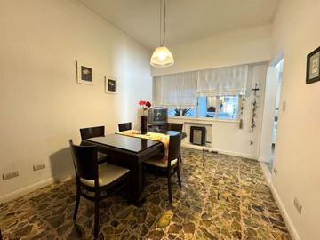Venta 6 ambientes/Piso/2 cocheras/Impec/Reformado