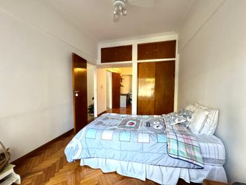 Venta 6 ambientes/Piso/2 cocheras/Impec/Reformado