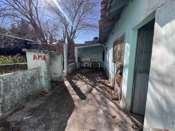 VENTA CASA 3 AMBIENTES - ISIDRO CASANOVA