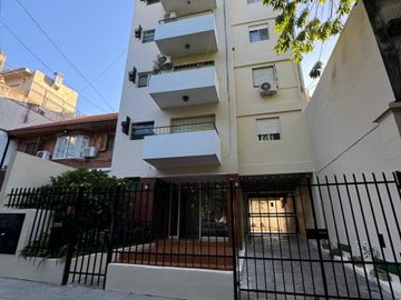 DEPARTAMENTO VENTA CABALLITO 2 AMBIENTES BALCON