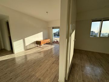 DEPARTAMENTO VENTA CABALLITO 2 AMBIENTES BALCON