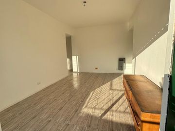 DEPARTAMENTO VENTA CABALLITO 2 AMBIENTES BALCON