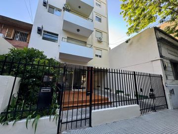 DEPARTAMENTO VENTA CABALLITO 2 AMBIENTES BALCON