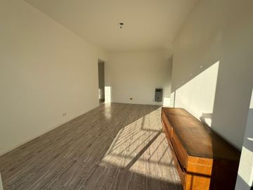 DEPARTAMENTO VENTA CABALLITO 2 AMBIENTES BALCON