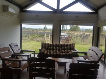 Oferta Vendo Casa Quinta amplia con 3200 m2 . Cuadro Benegas. San Rafael