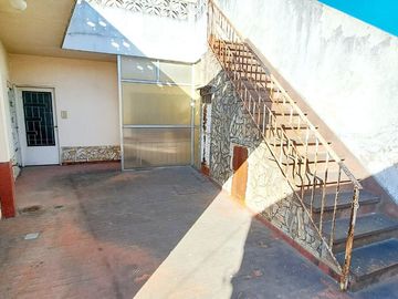 VENTA CASA 5 AMB, GARAGE, LOCALES, EL PALOMAR