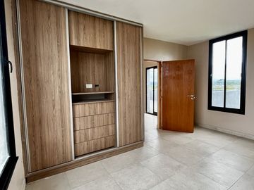 CASA PRADERAS DEL NOGAL