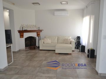 Casa en venta en Country Banco Provincia