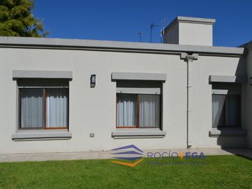 Casa en venta en Country Banco Provincia