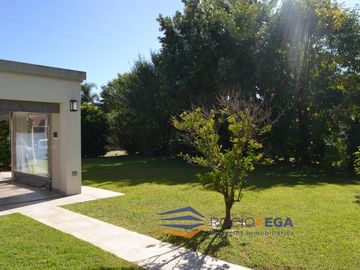 Casa en venta en Country Banco Provincia