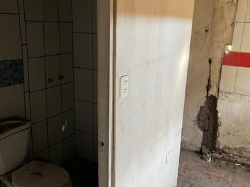 Vendo locales comerciales+patente de alcoholes H-OFERTAS