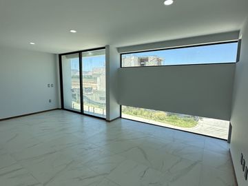 Hermosa casa en VENTA en Valle Imperial