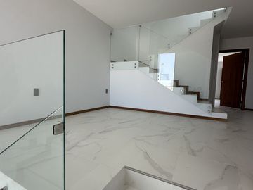Hermosa casa en VENTA en Valle Imperial