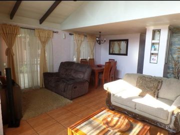 Casa en Venta en LOS MINISTROS / PARQUE LAS ROSAS