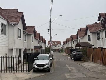 Casa en Venta en Pasaje Tololo 861