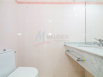 Departamento en Venta en Luis Thayer Ojeda