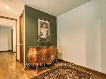 Venta Hermoso Departamento con Jardín La Reina Alta, gran conectividad.