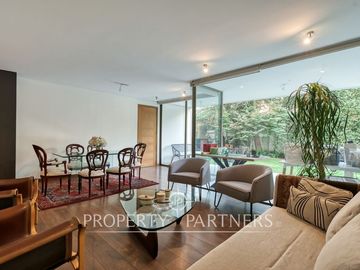 Venta Hermoso Departamento con Jardín La Reina Alta, gran conectividad.