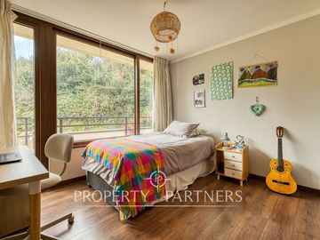 Venta de Hermosa casa mediterránea en Condominio La Reina Alta.