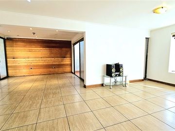 Casa en Venta en Pje. Sagasca / José Francisco Vergara