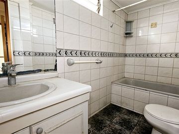 Casa en Venta en Pje. Sagasca / José Francisco Vergara