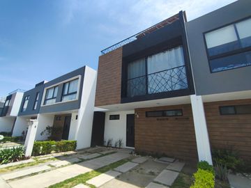 Casa en Venta en Residencial Monte Real, Tlaxcalancingo, Cholula,Puebla
