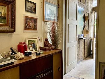 Casa en Venta en AMPLIO TERRENO EN CASA FAMILIAR EN LA REINA